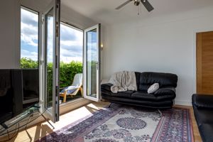 Bed 1 Lounge Area- click for photo gallery